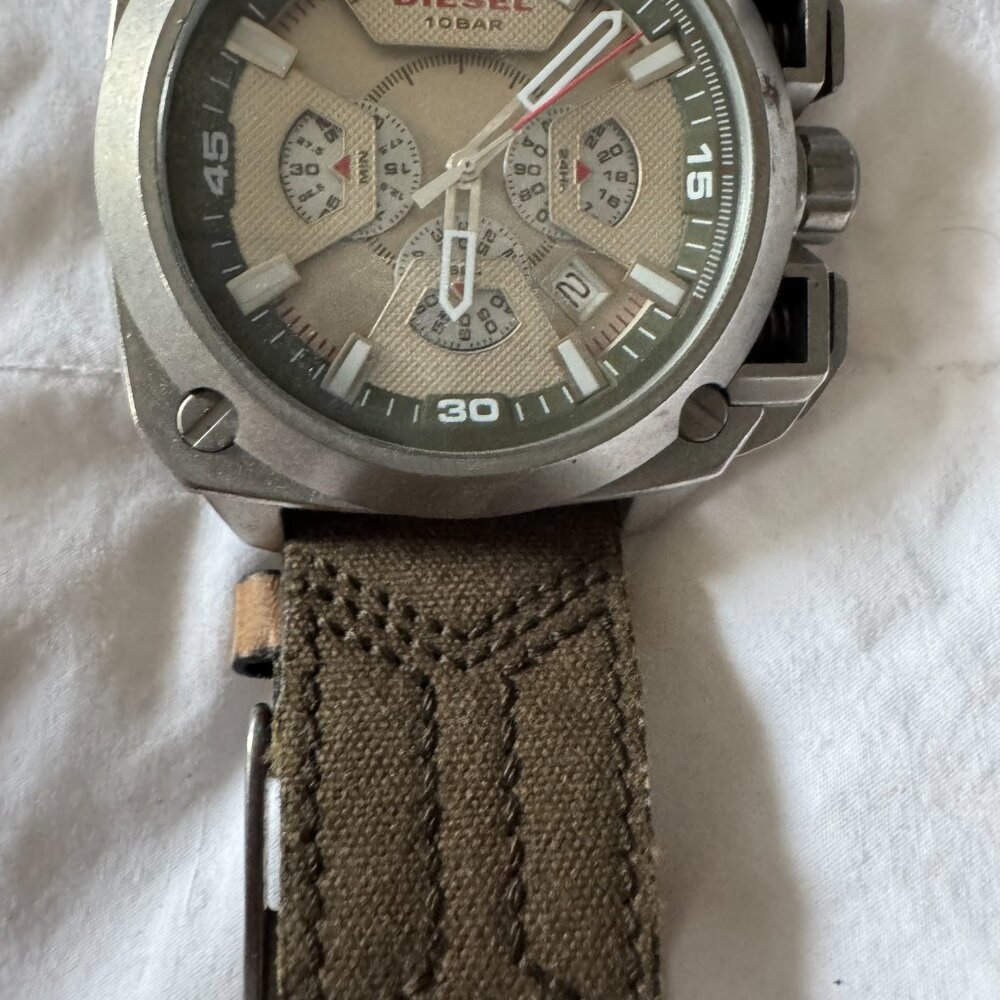 Designer Watch - Picture 2 of 4